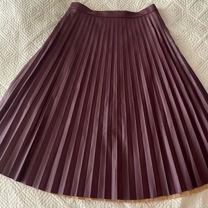 7 for all Mankind Pleather pleated skirt new without tags.